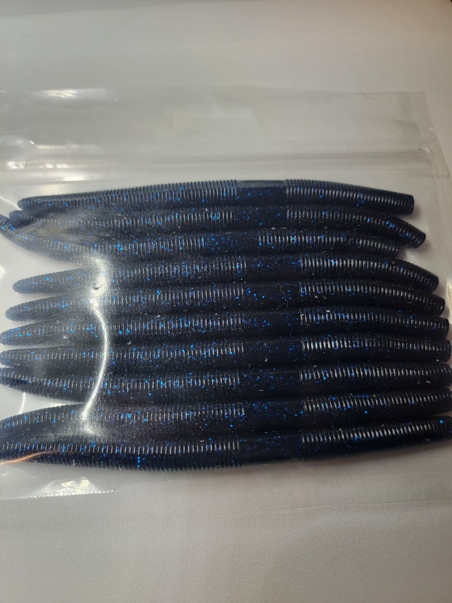 Bass worms