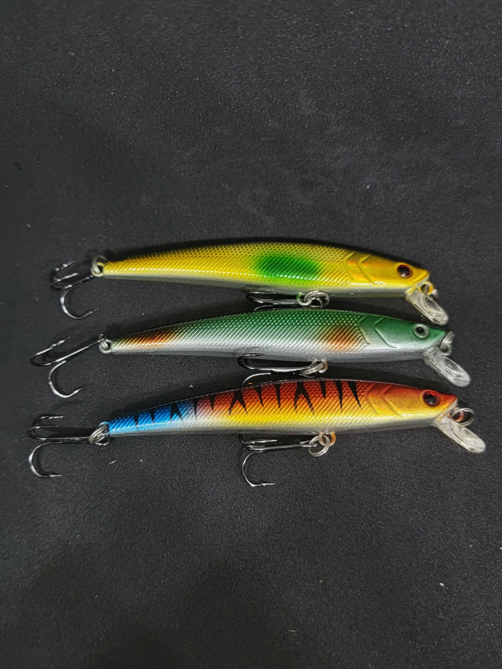 Oval lipped jerkbait